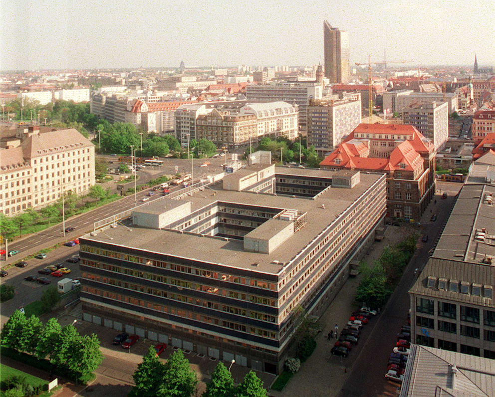 Foto des Geländes in Leipzig vor dem Baubeginn des SAB-Neubaus.